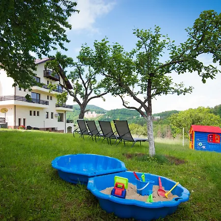 ペンシウネア トスカーナ ブラショフ