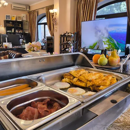 Maison d'hôtes Pensiunea Toscana 4*