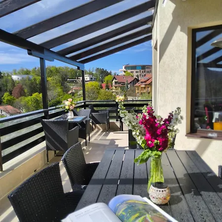 Guest house Pensiunea Toscana 4*