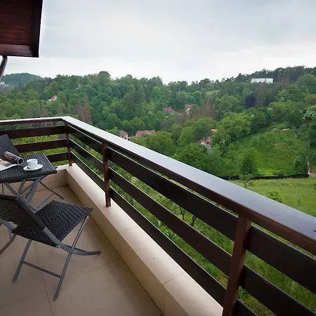 ペンシウネア トスカーナ