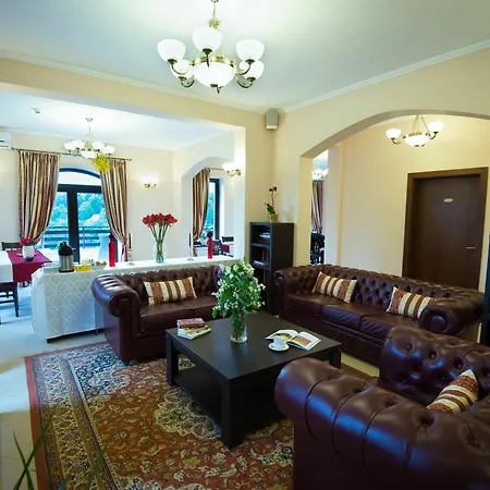 Pensiunea Toscana Maison d'hôtes 4*
