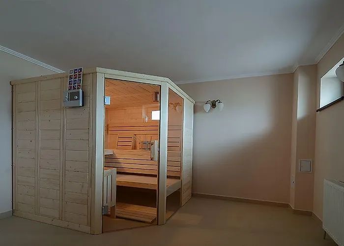 Pensiunea Toscana Casa de hóspedes 4*